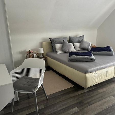 Privat Cozy Room In Mudau 外观 照片